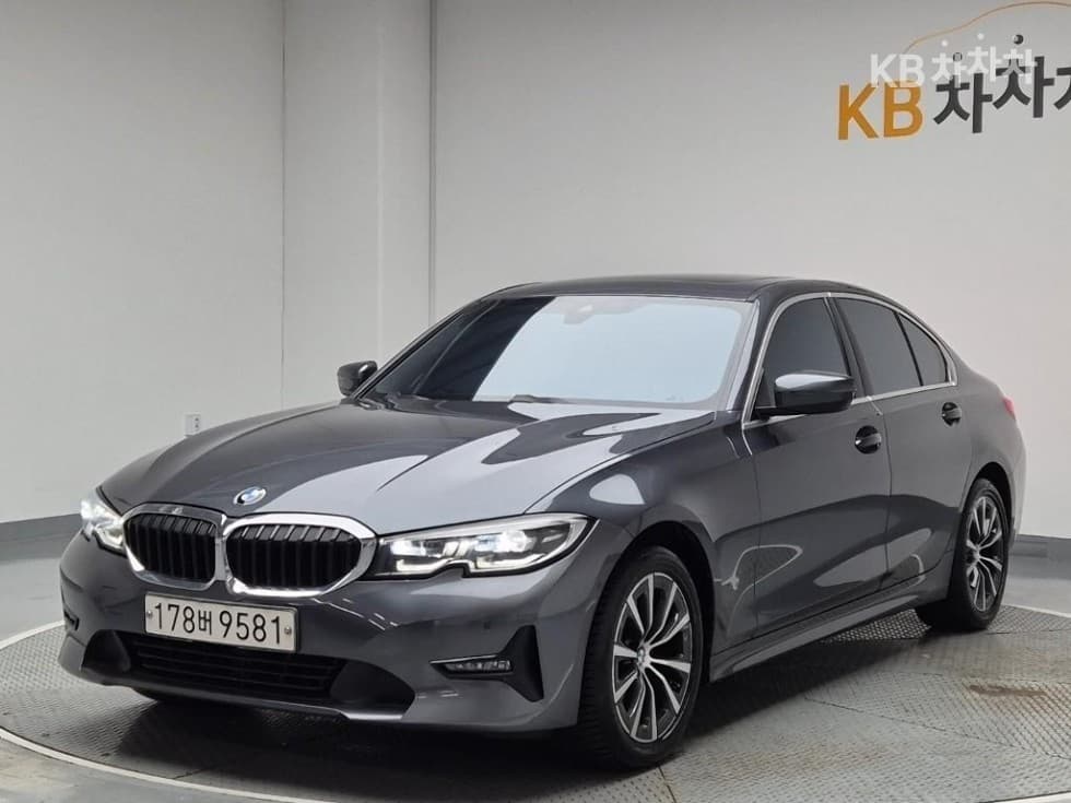 BMW 3 Серия (G20) 320i Стандартен - Image 1