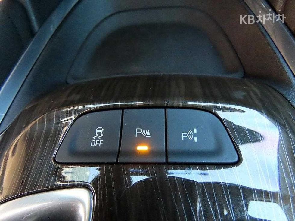 GM Korea The New (facelift) Malibu2.0 Turbo 퍼펙트 블랙 - 14