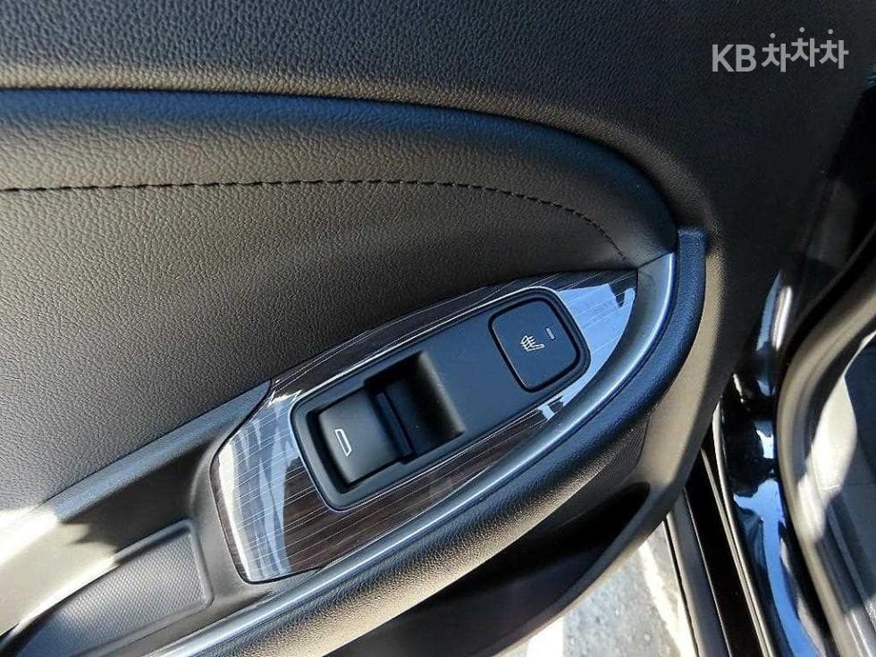 GM Korea The New (facelift) Malibu2.0 Turbo 퍼펙트 블랙 - 16