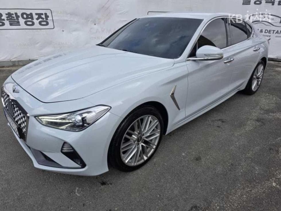 Genesis G70 2.0T AWD Elite - Image 1