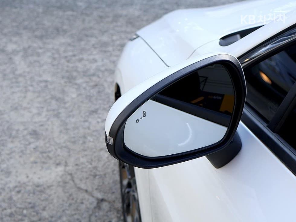 Киа K5 3-토 поколение1.6 Бензин Турбо Signature - 17