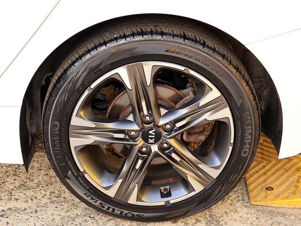 Киа K5 3-토 поколение1.6 Бензин Турбо Signature - 18