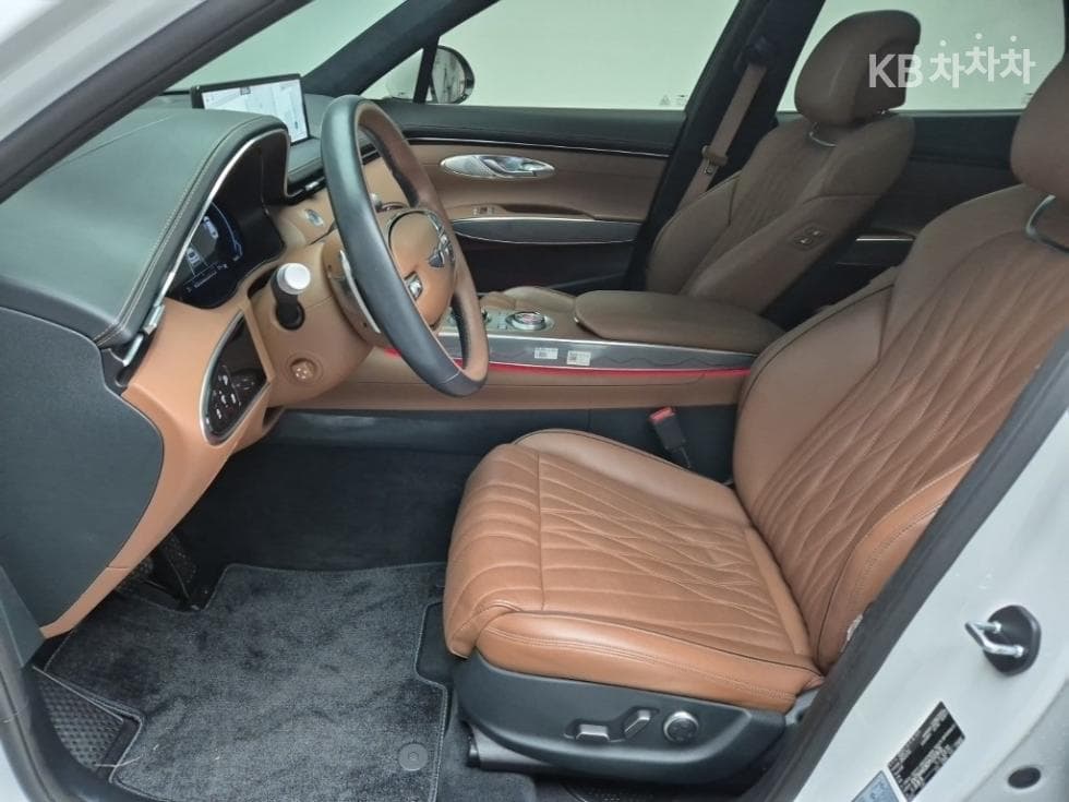 Дженезис GV70Бензин 2.5T AWD - 11