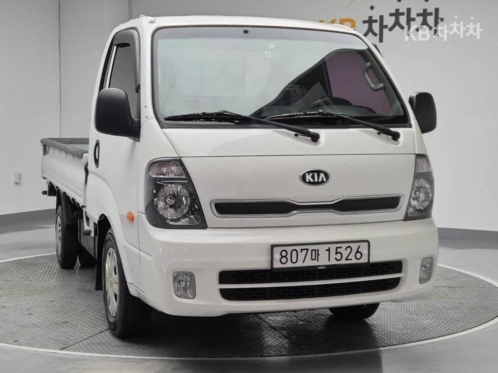 Киа Бонго 3 (лек)1 тон Удължено междуосие Королевска кабина CRDi Лукс - 4
