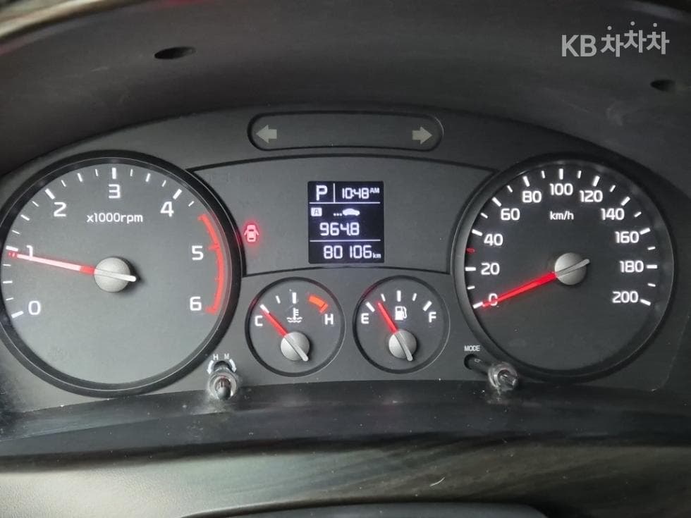 Киа Бонго 3 (лек)1 тон Удължено междуосие Королевска кабина CRDi Лукс - 5