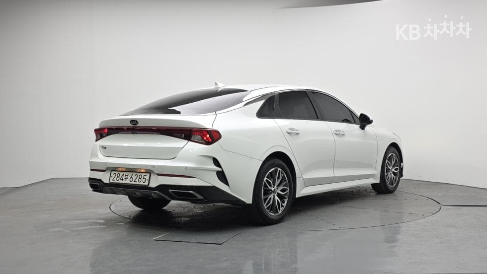 Киа K5 3-토 поколение2.0 Бензин Тренди - 2