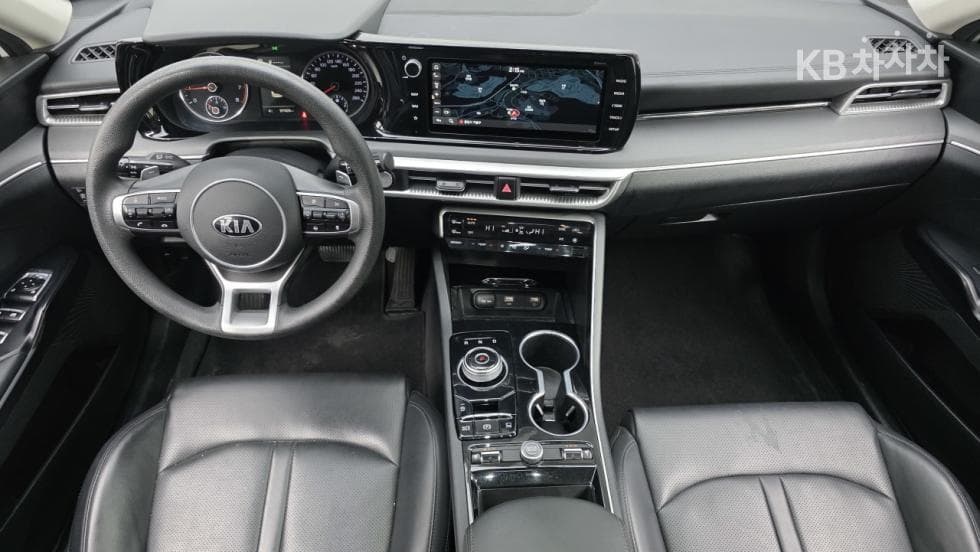 Киа K5 3-토 поколение2.0 Бензин Тренди - 9