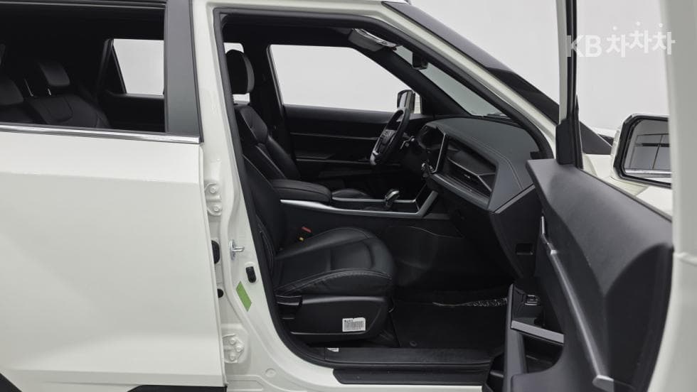 КейДжи Мобилити 토레스(J100)1.5 GDI Турбо AWD T5 - 7