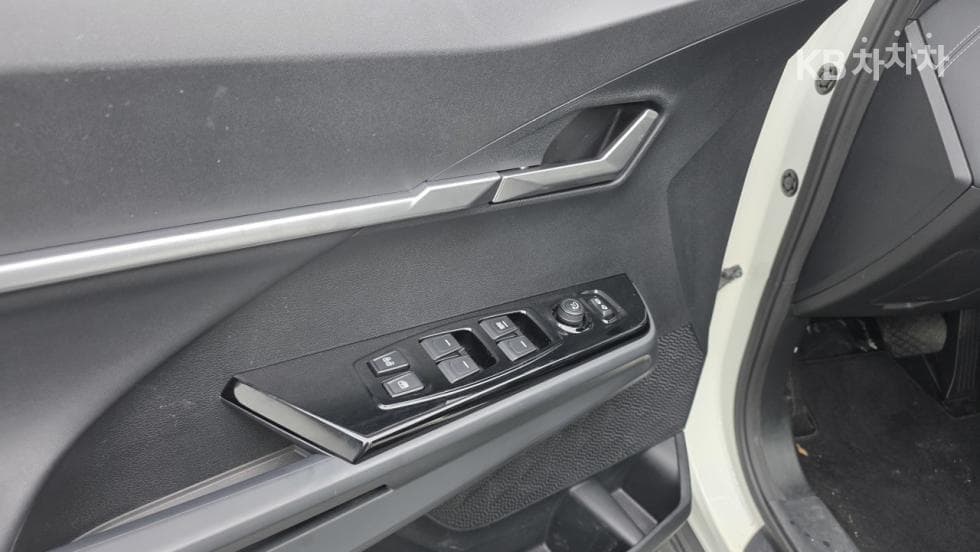 КейДжи Мобилити 토레스(J100)1.5 GDI Турбо AWD T5 - 14