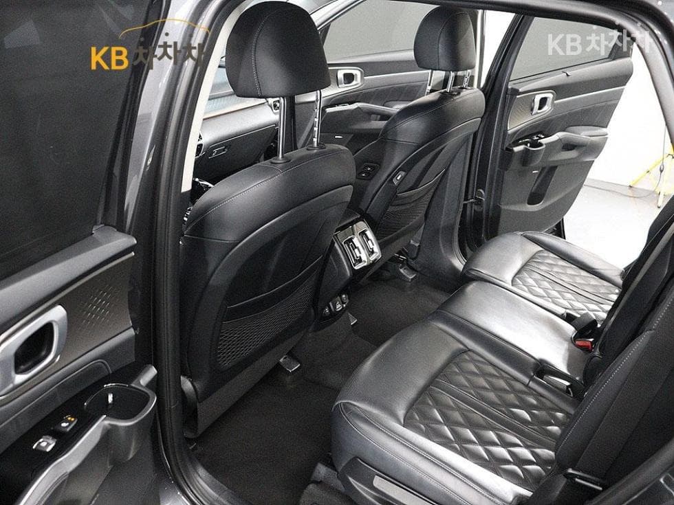 Киа Sorento 4-то поколение2.5 T-GDI 2WD Signature - 15