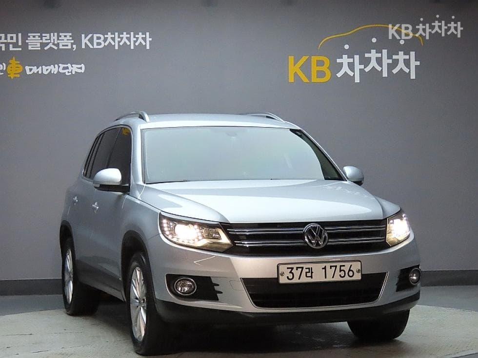 Volkswagen Tiguan2.0 Turbo Diesel Injection Diesel - 3
