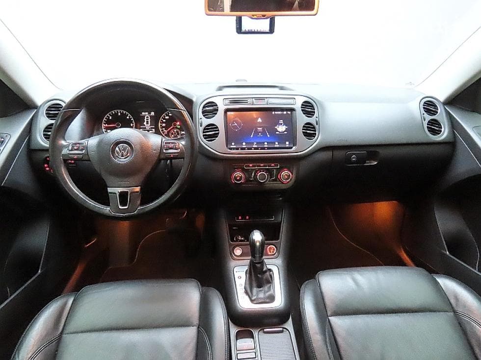 Volkswagen Tiguan2.0 Turbo Diesel Injection Diesel - 6