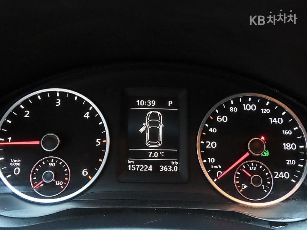 Volkswagen Tiguan2.0 Turbo Diesel Injection Diesel - 8