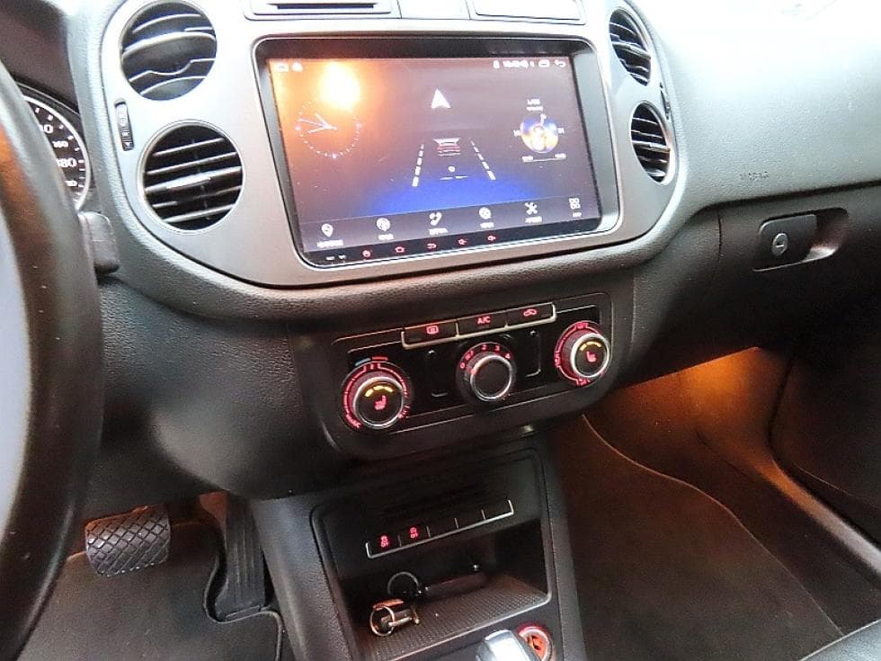 Volkswagen Tiguan2.0 Turbo Diesel Injection Diesel - 17