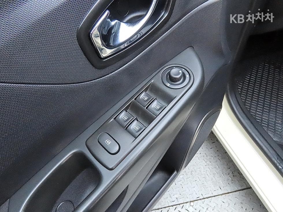 Renault Korea QM3LE - 13
