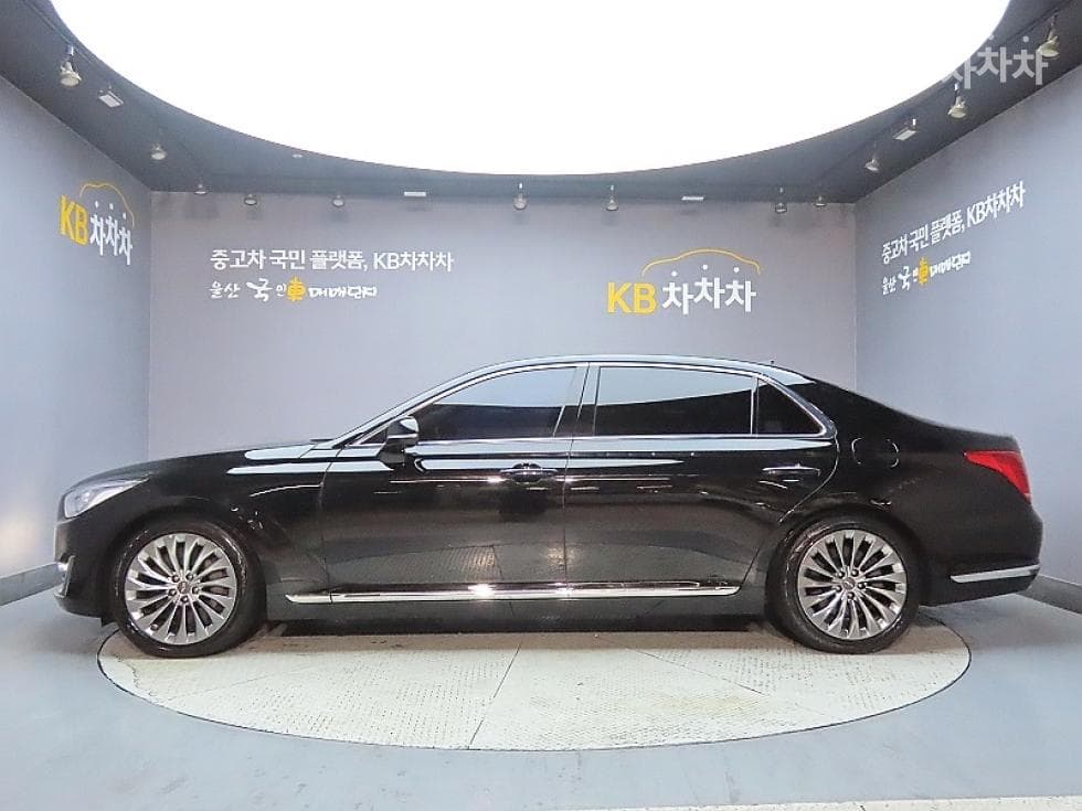 Genesis EQ9003.8 GDI AWD Prestige - 5