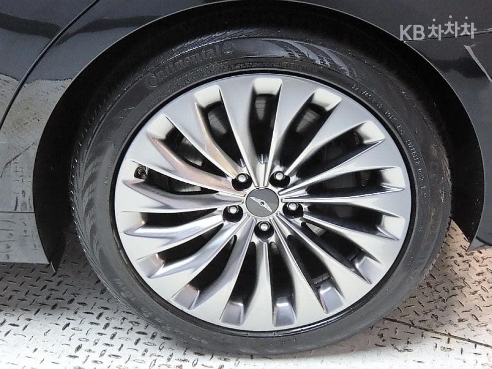 Genesis EQ9003.8 GDI AWD Prestige - 20