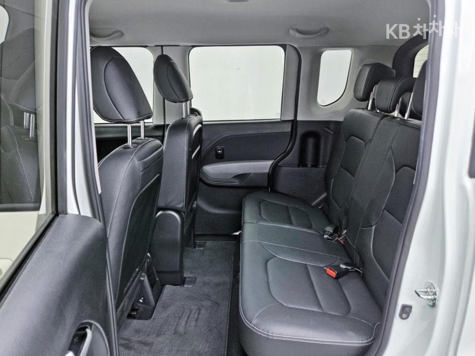 Киа The New (фейслифт) Киа Рей (ван)1.0 Бензин Престиж - 6