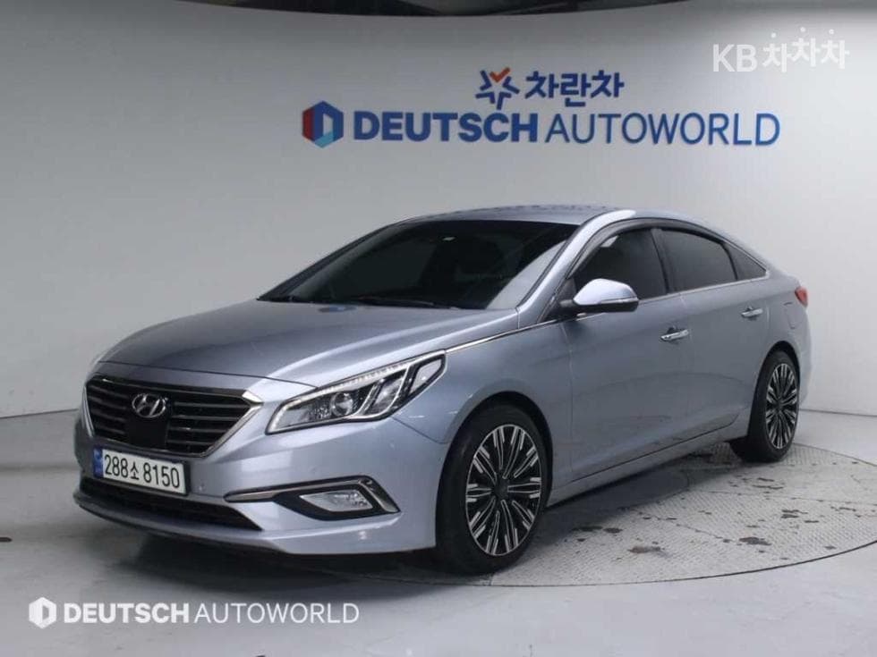 Хюндай Соната LF 2.0 Premium Специал (специален признак/издание) - Image 1