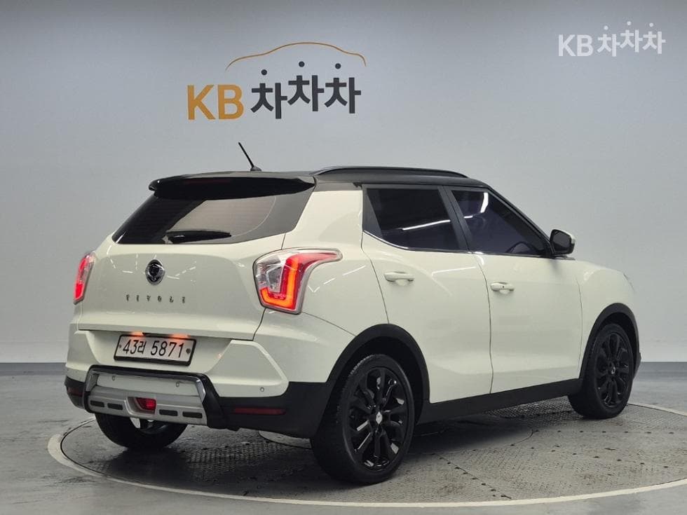 КейДжи Мобилити ТиволиБензин LX Висок клас - 3