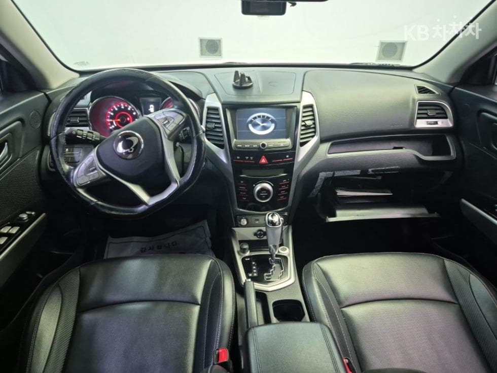 КейДжи Мобилити ТиволиБензин LX Висок клас - 7