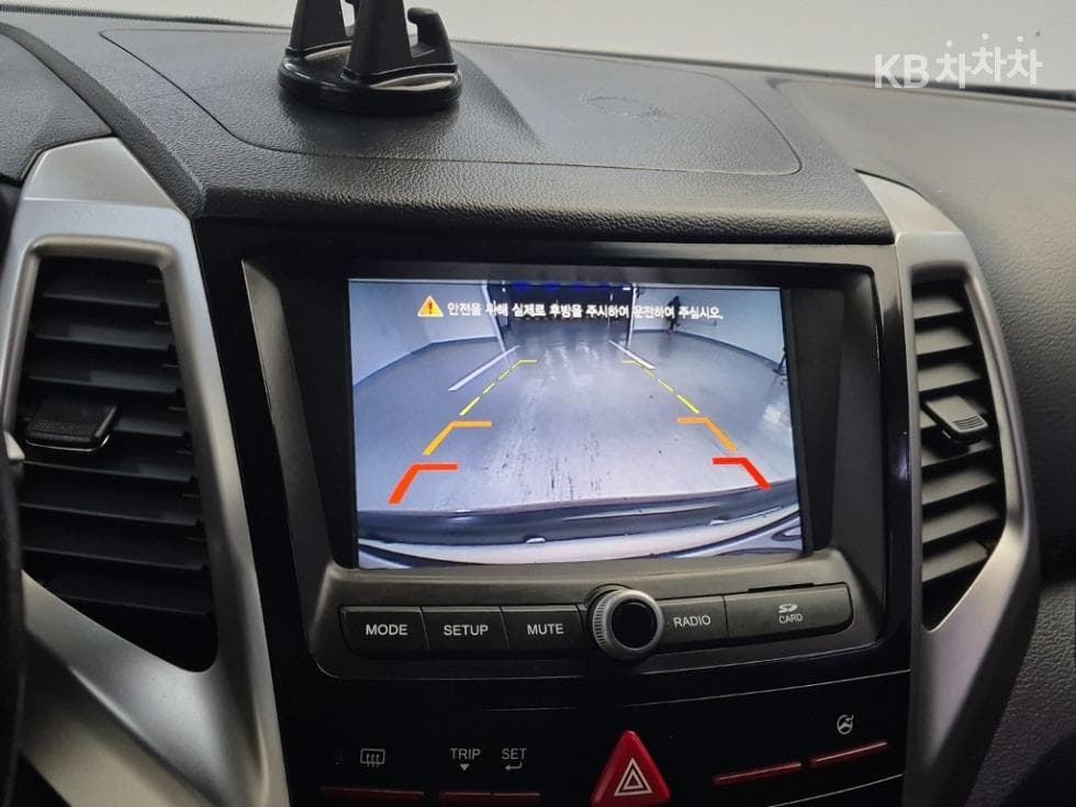 КейДжи Мобилити ТиволиБензин LX Висок клас - 14