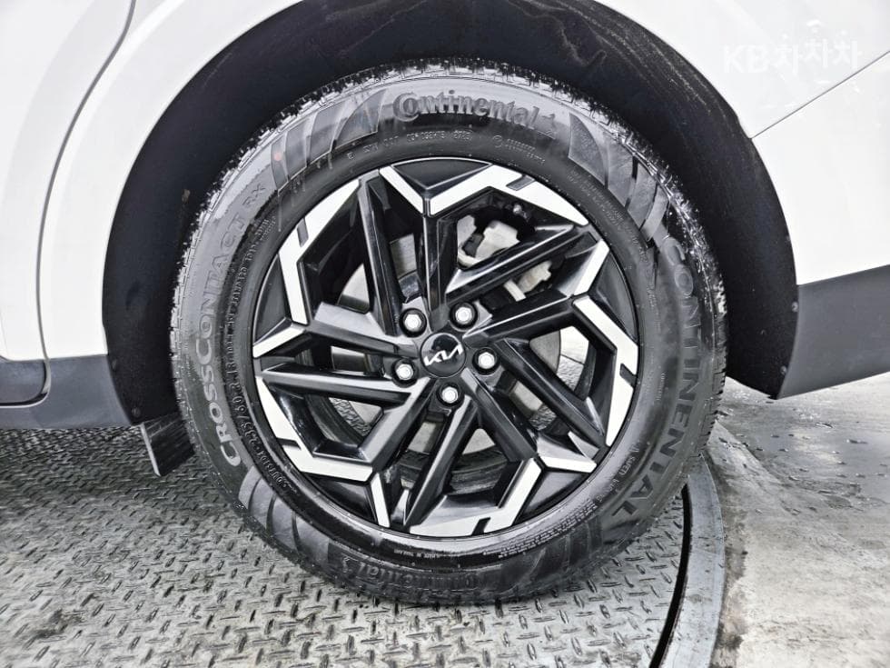 Киа The New (фейслифт) Канивал 4-то поколениеD2.2 9-местен Престиж - 21