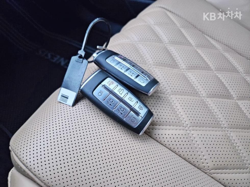 Дженезис GV803.0 Дизел AWD - 17