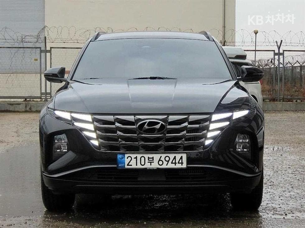 Hyundai The All New Tucson Hybrid(NX (Lexus SUV)4)1.6T HEV Premium