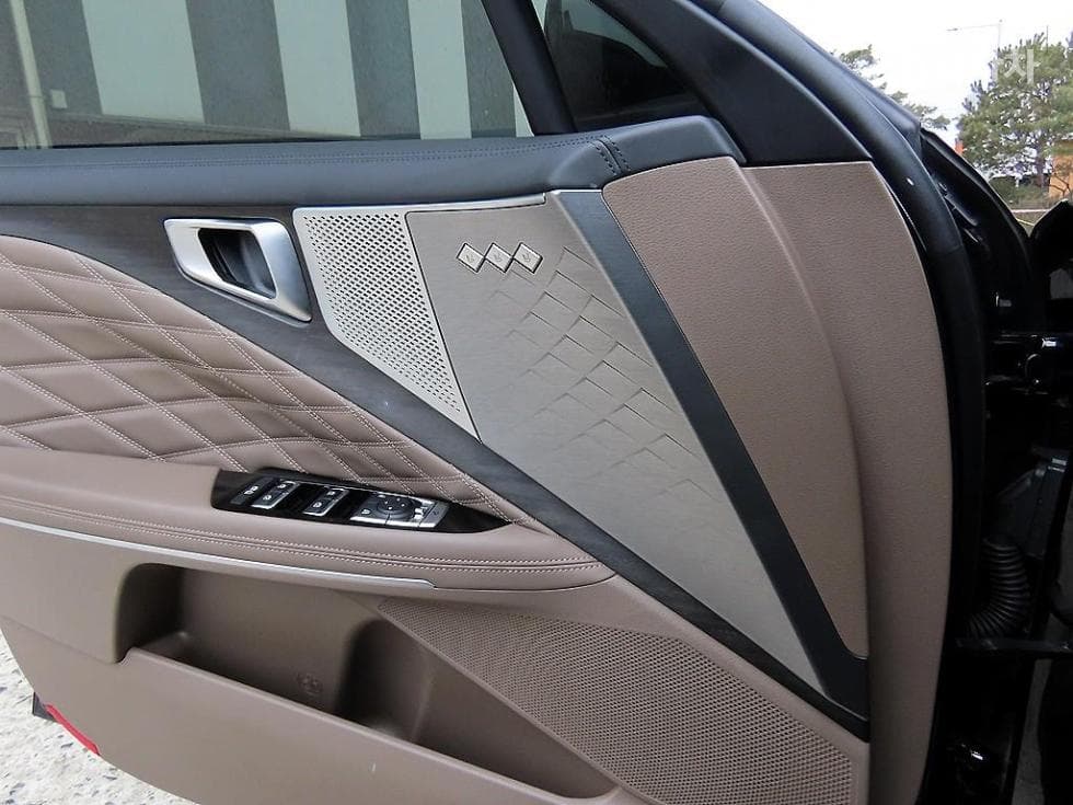 Kia K82.5L gasoline Signature - 11