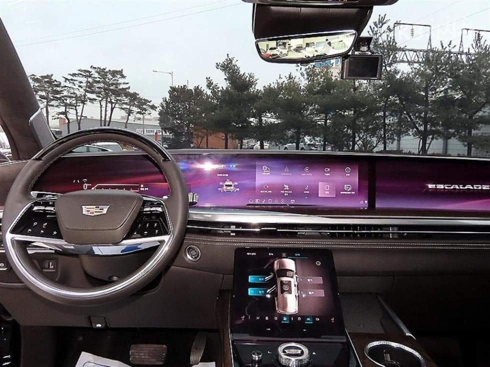 캐딜락 ESCALADE(5세대)6.2 V8 ESV Sport Platinum - 7