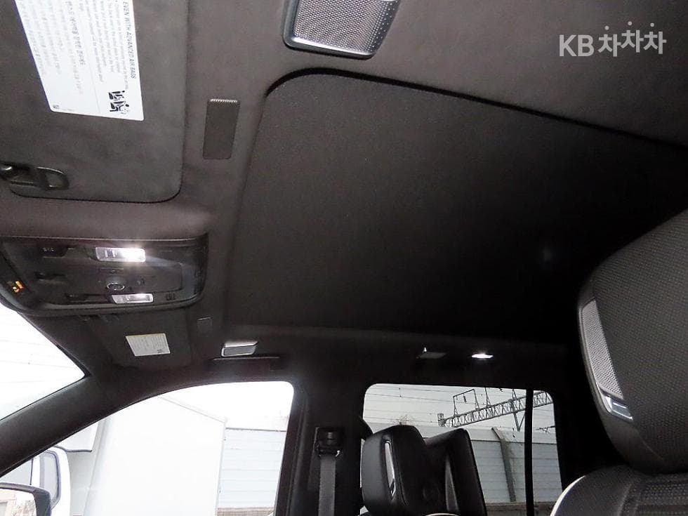 캐딜락 ESCALADE(5세대)6.2 V8 ESV Sport Platinum - 16