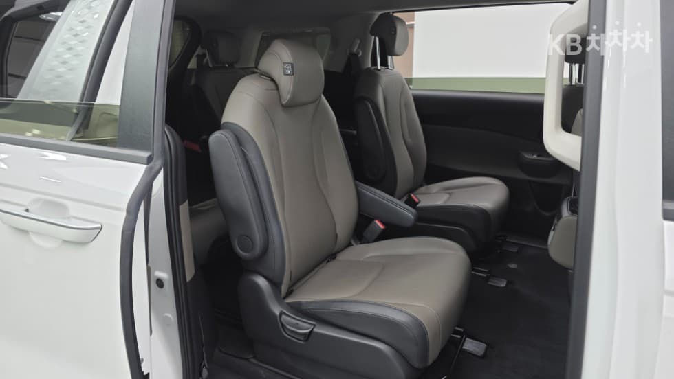 Киа The New (фейслифт) Канивал 4-то поколениеD2.2 9-местен Престиж - 8