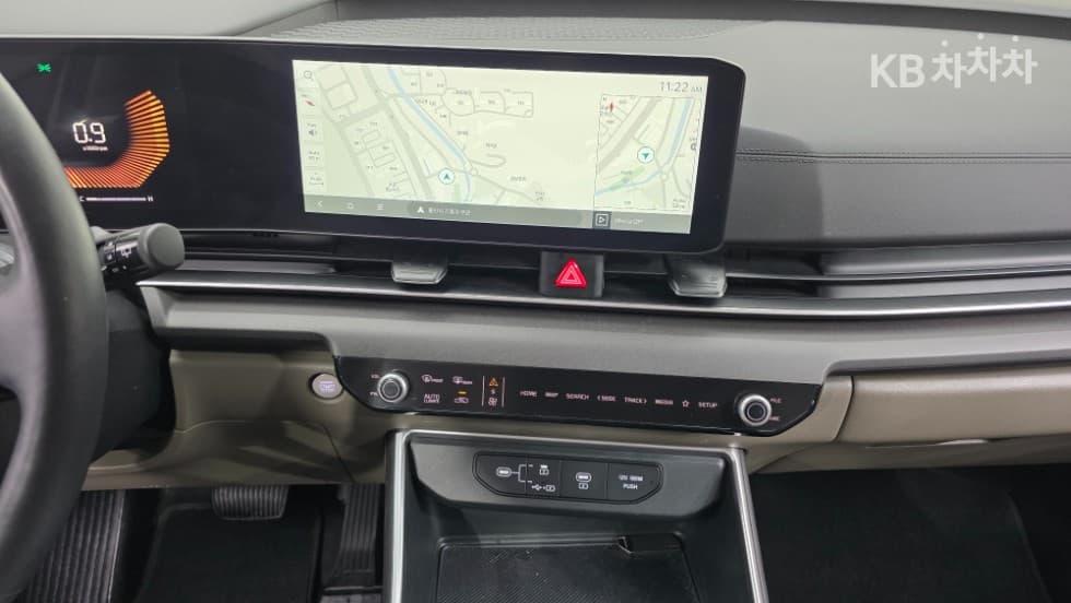 Киа The New (фейслифт) Канивал 4-то поколениеD2.2 9-местен Престиж - 11