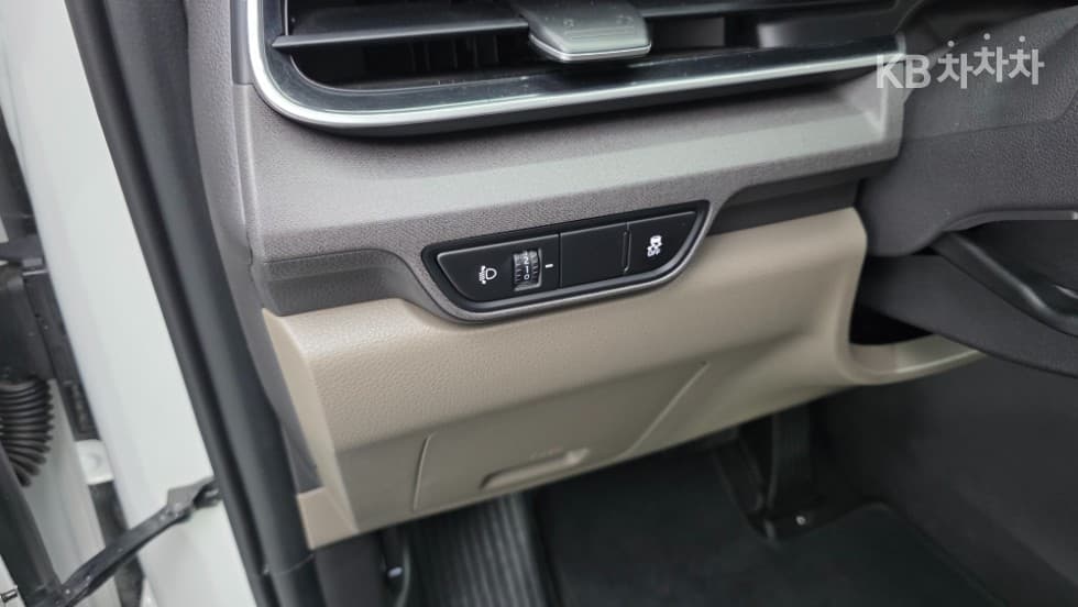 Киа The New (фейслифт) Канивал 4-то поколениеD2.2 9-местен Престиж - 16