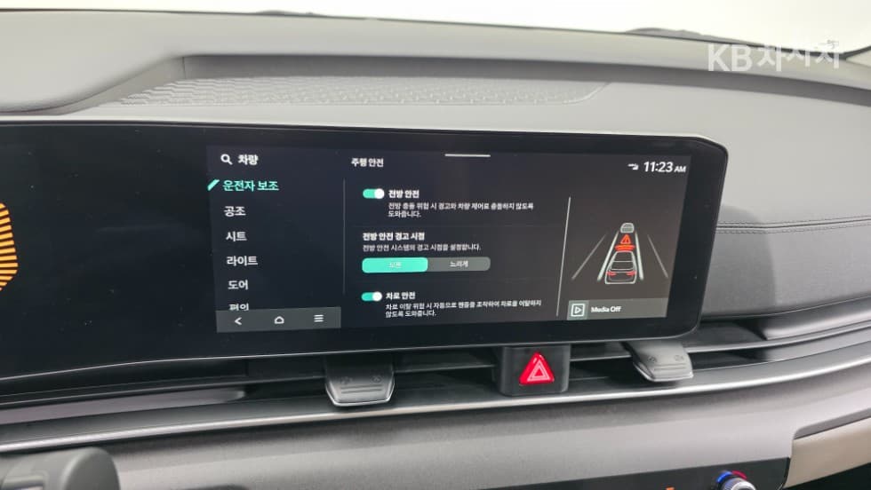 Киа The New (фейслифт) Канивал 4-то поколениеD2.2 9-местен Престиж - 20