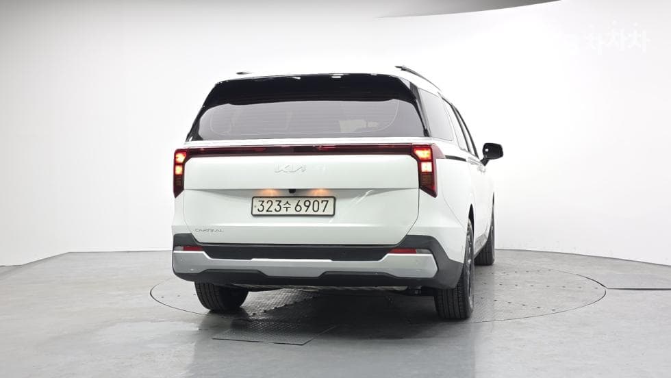 Киа The New (фейслифт) Канивал 4-то поколениеD2.2 9-местен Престиж - 4