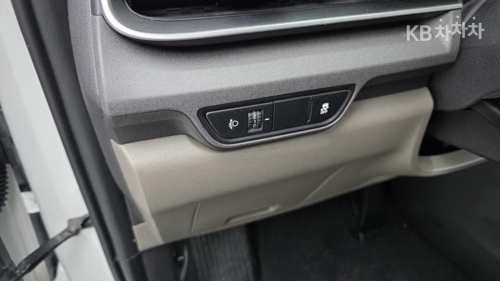 Киа The New (фейслифт) Канивал 4-то поколениеD2.2 9-местен Престиж - 15