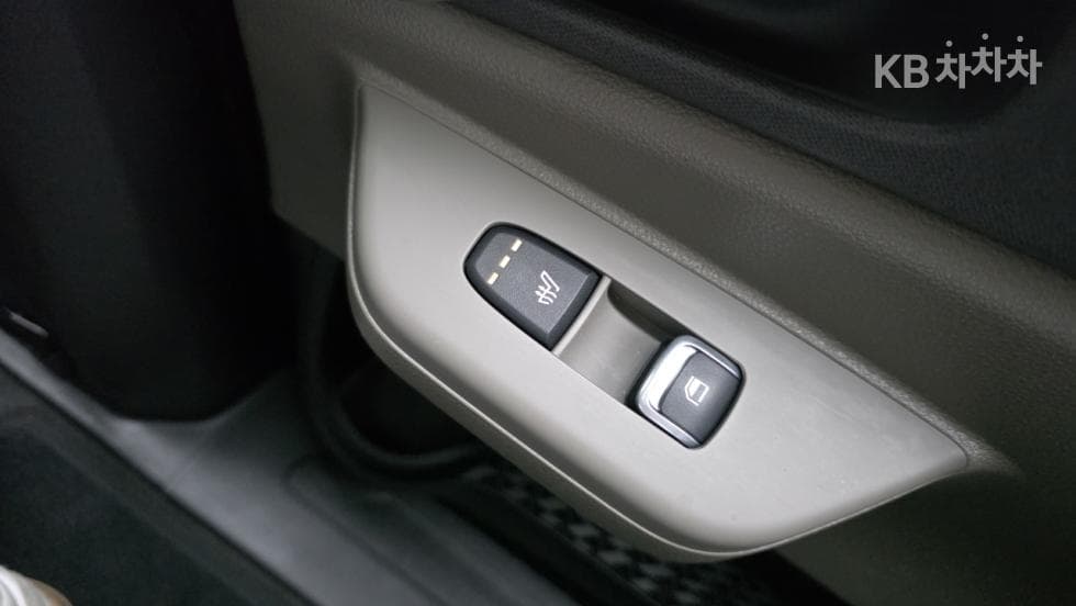 Киа The New (фейслифт) Канивал 4-то поколениеD2.2 9-местен Престиж - 16