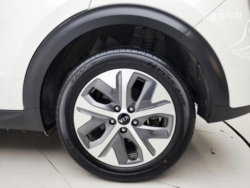 Киа Ниро EVПрестиж - 21