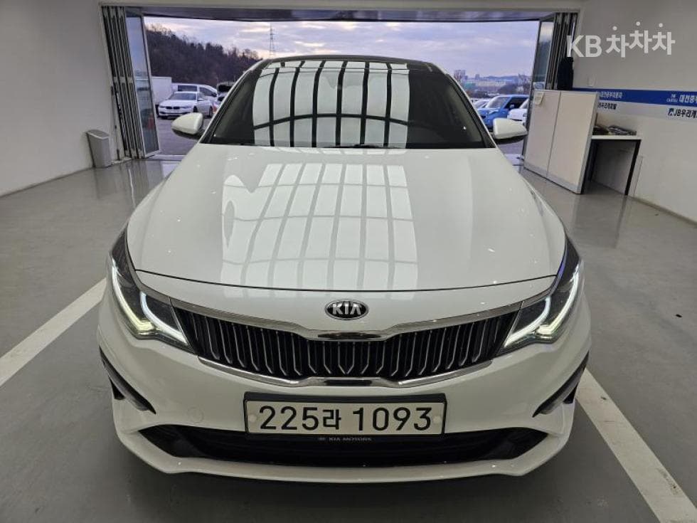 Киа The New (фейслифт) K5 Второ поколение 2.0 Бензин Престиж - Image 1