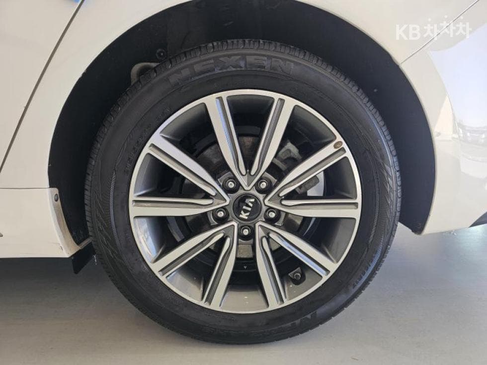 Киа The New (фейслифт) K5 Второ поколение2.0 Бензин Престиж - 7