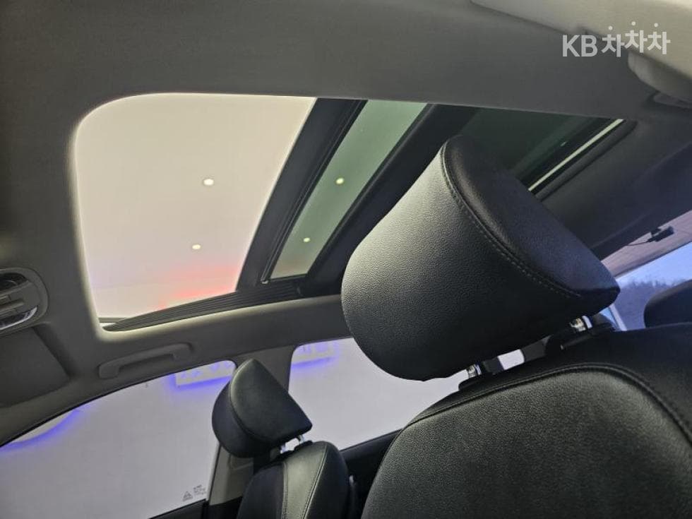 Киа The New (фейслифт) K5 Второ поколение2.0 Бензин Престиж - 16