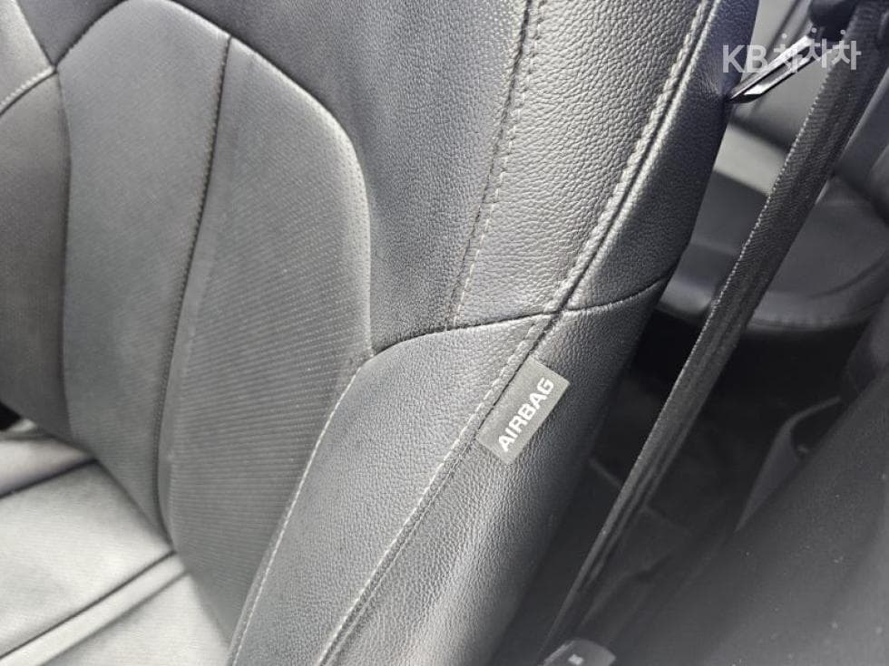 Киа The New (фейслифт) K5 Второ поколение2.0 Бензин Престиж - 19