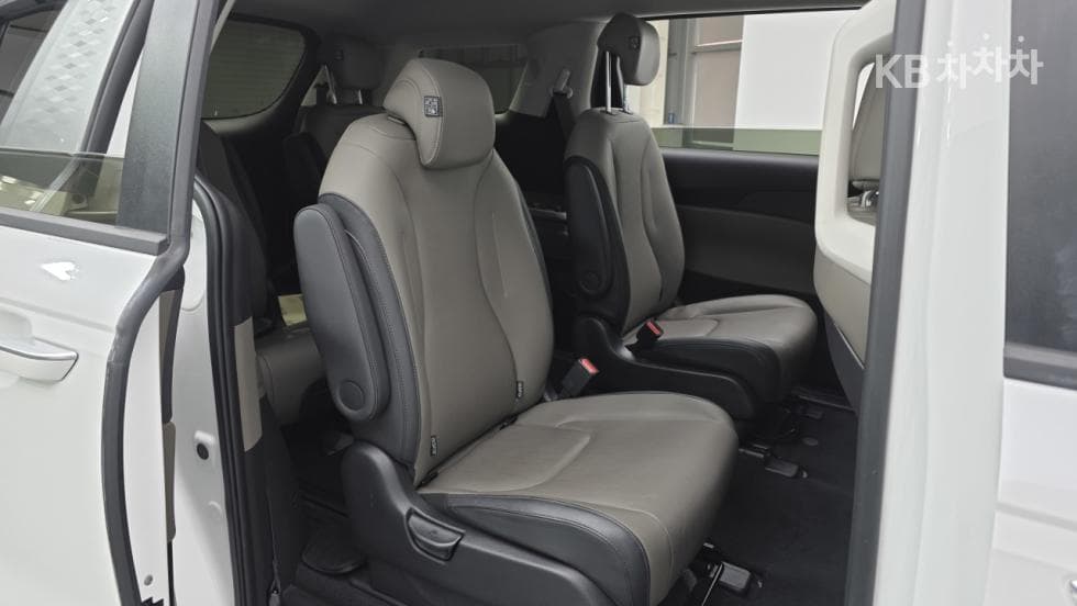 Киа The New (фейслифт) Канивал 4-то поколениеD2.2 9-местен Престиж - 8