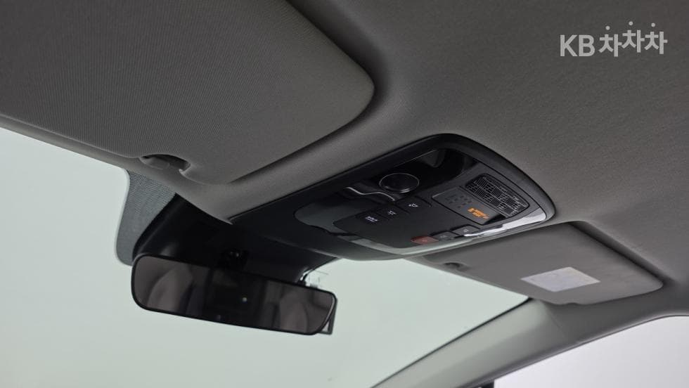 Киа The New (фейслифт) Канивал 4-то поколениеD2.2 9-местен Престиж - 20