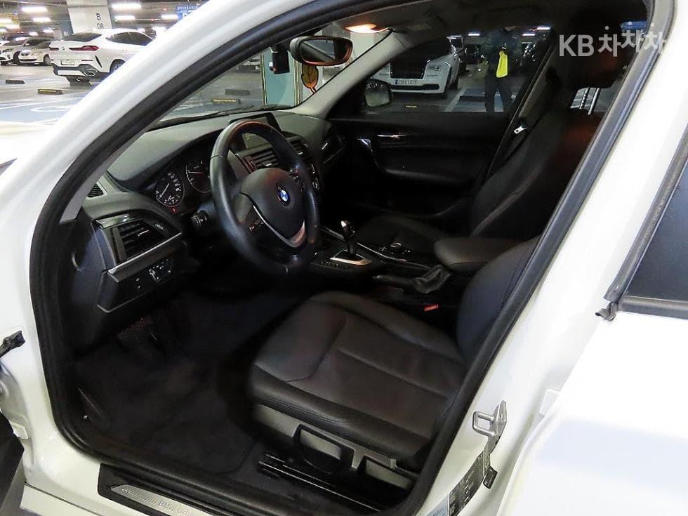 BMW Нов1시리즈118d 어반 팩 1 F20 - 6