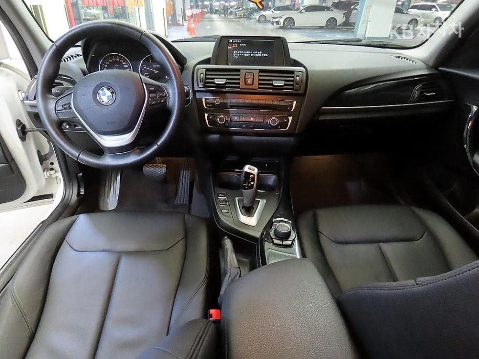 BMW Нов1시리즈118d 어반 팩 1 F20 - 10