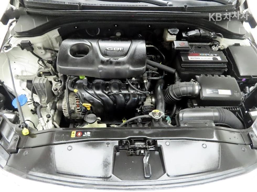 Хюндай Avante (Elantra)AD1.6 GDi Смарт - 20