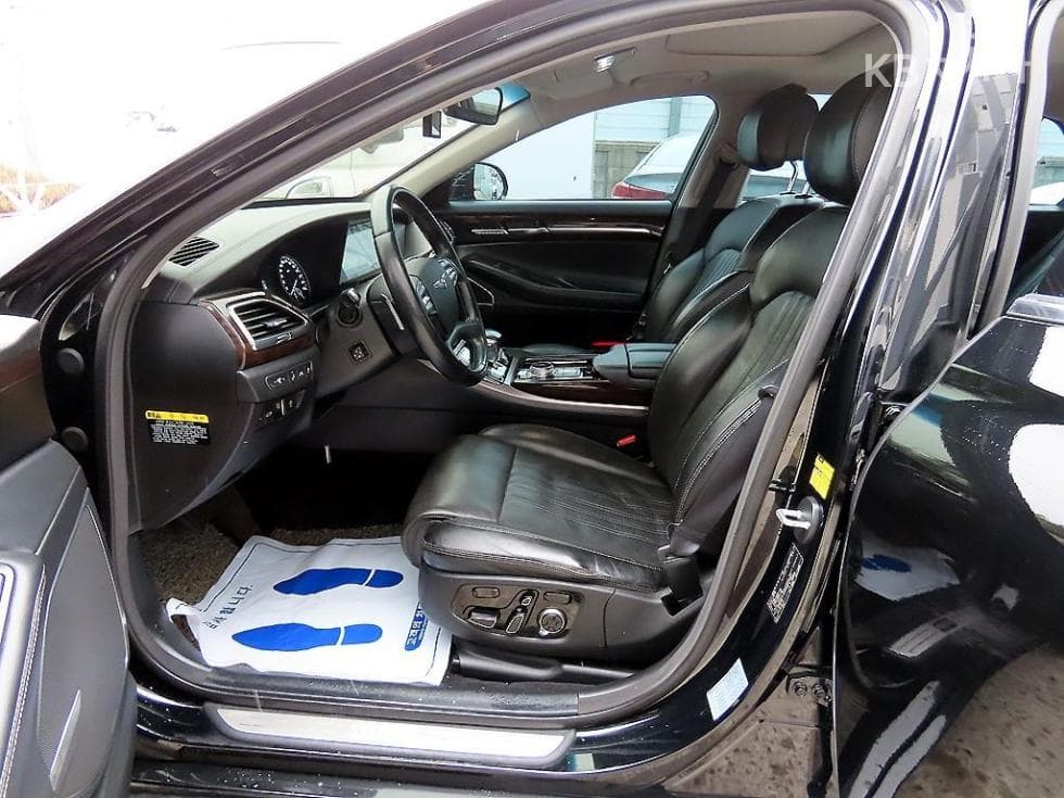 Genesis EQ9003.8 GDI AWD Premium Luxury - 5